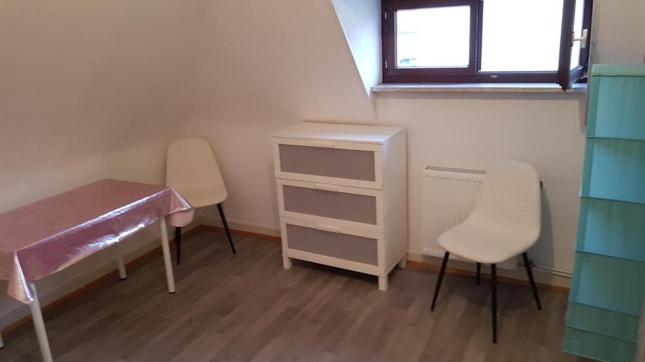 Handwerker Monteurzimmer Mit Gemeinschaftsbad In Brebach Saarbruecken