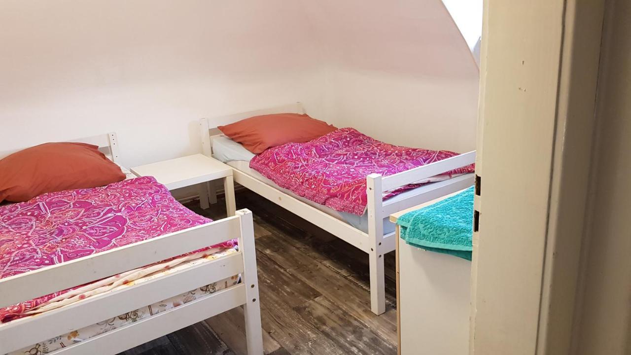 Handwerker Monteurzimmer Mit Gemeinschaftsbad In Brebach